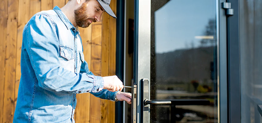 Frameless Glass Storefront Door Locks Replacement in Livingston, CA